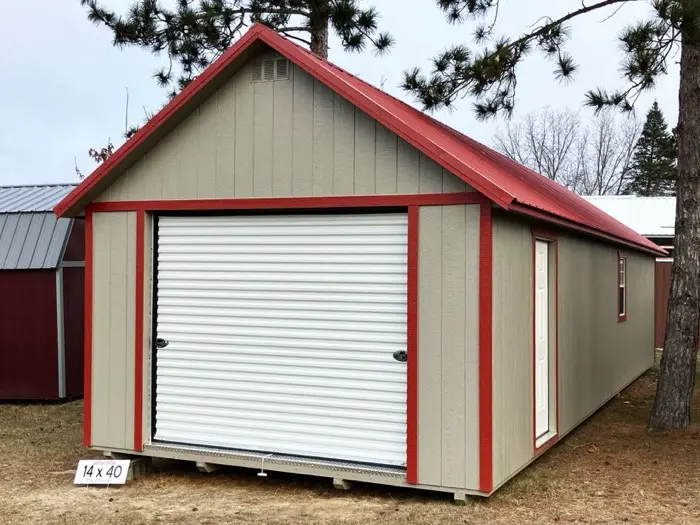 Garage with Deluxe Roof Package